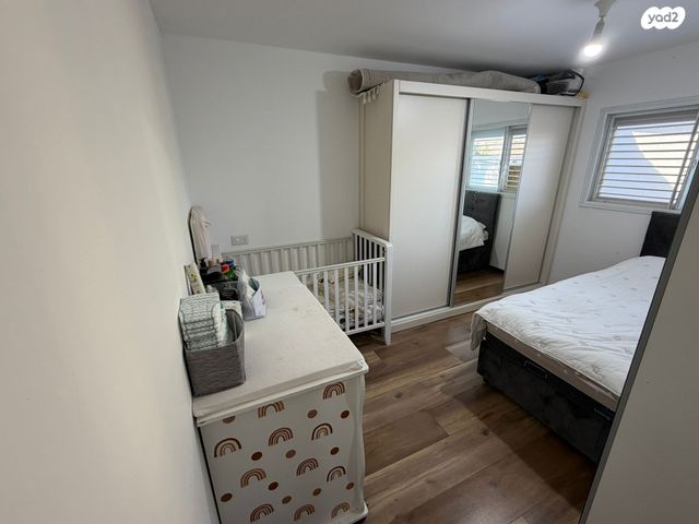 דו משפחתי, בית אריה / עופרים