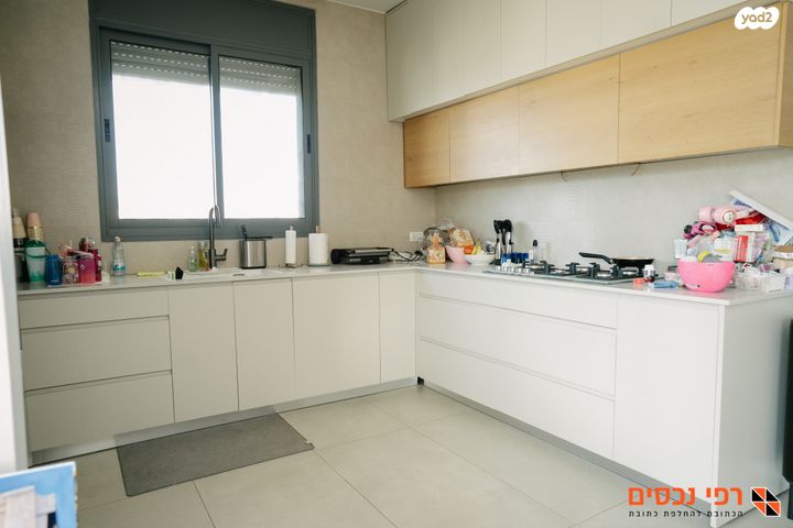 דירה, ארלוזורוב, גבעתיים