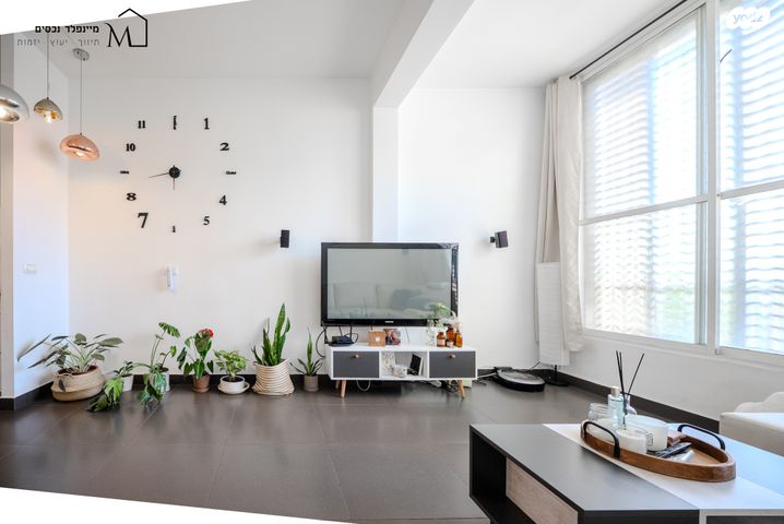 דירה, הרא"ה 114, יד לבנים, רמת גן