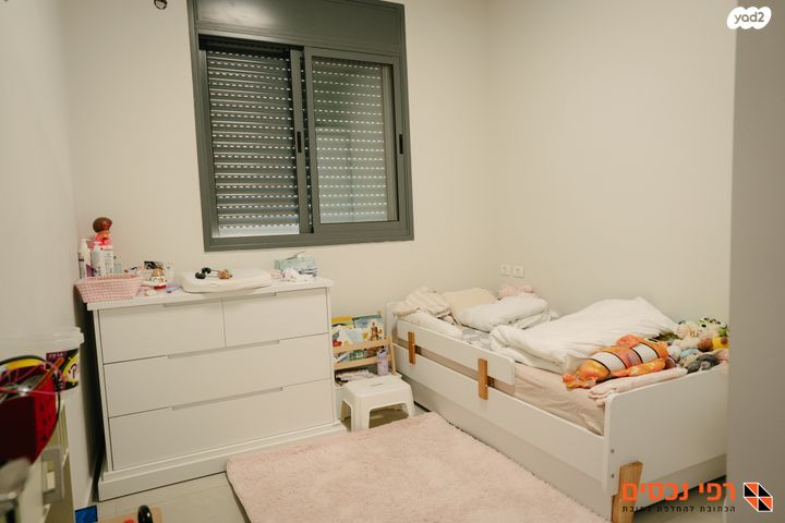 דירה, ארלוזורוב, גבעתיים