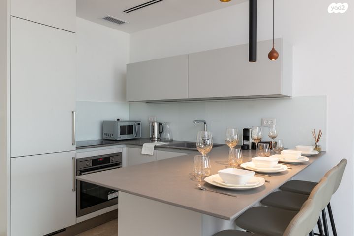 דירה, דרך מנחם בגין, מונטיפיורי, הרכבת, תל אביב יפו