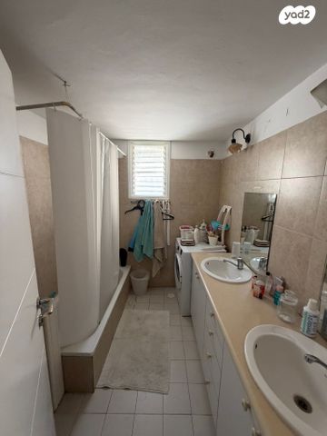 בית פרטי/ קוטג', רעננה