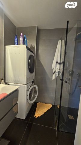 דירה, ליאונרדו דה וינצ'י, גני שרונה, קרית הממשלה, תל אביב יפו