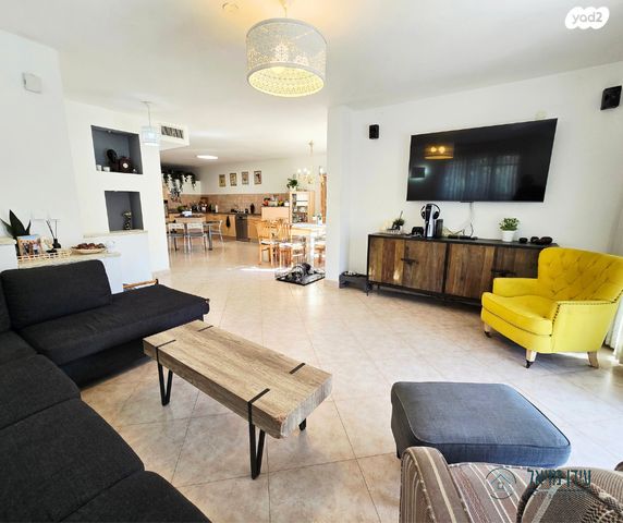 בית פרטי/ קוטג', בת חפר