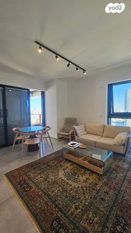 דירה, ליאונרדו דה וינצ'י, גני שרונה, קרית הממשלה, תל אביב יפו