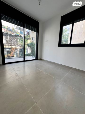 דירה, הרב יצחק ידידיה פרנקל 67, נווה שאנן, תל אביב יפו