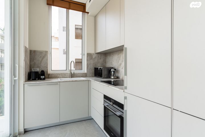 דירה, הירקון, תל אביב יפו