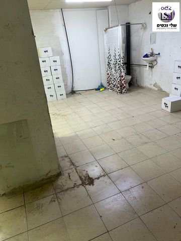 חנויות/ שטח מסחרי, הראשונים, רובע א', אשדוד