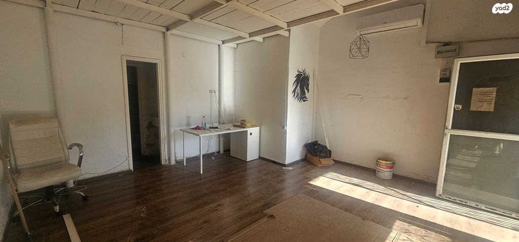 חנויות/ שטח מסחרי, דרך העמק, שלום עליכם, מגדל העמק