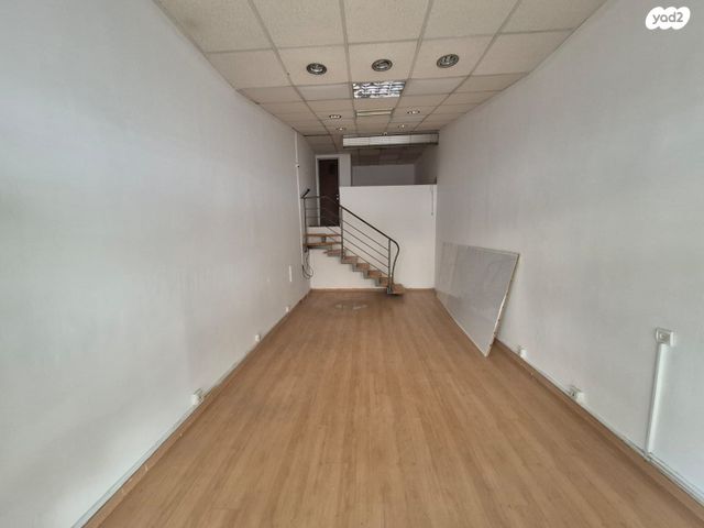 חנויות/ שטח מסחרי, פועלים ב, כפר סבא