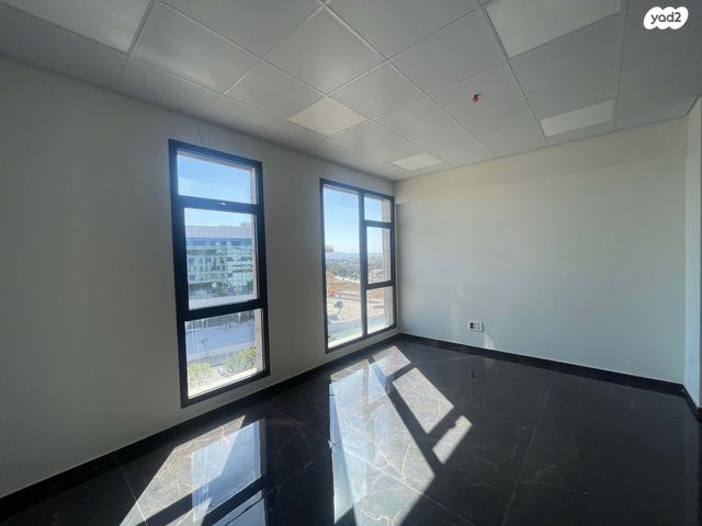 משרדים, עפולה