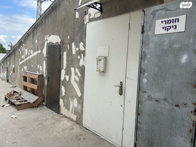 מבני תעשיה, ראשון לציון