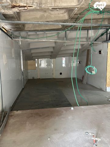 מבני תעשיה, ראשון לציון