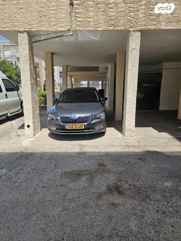 מודעת רכב סקודה סופרב