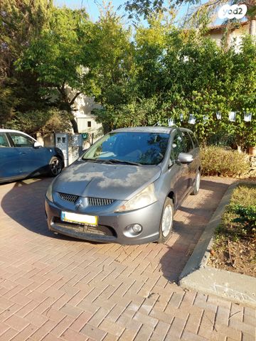 מיצובישי גרנדיס