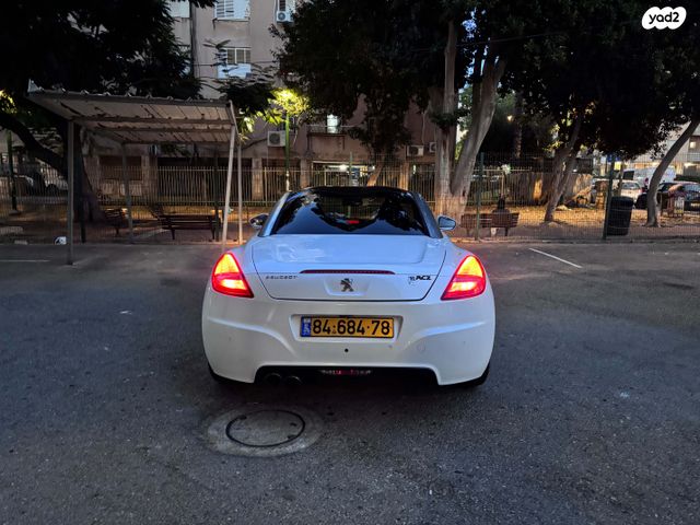 פיג'ו RCZ