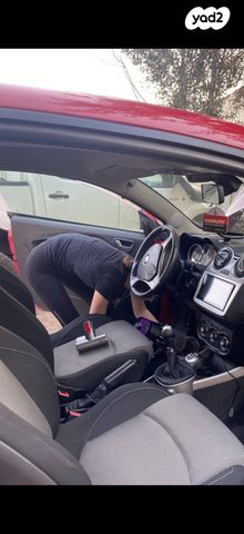 אלפא רומיאו מיטו