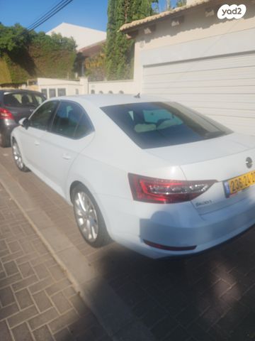 מודעת רכב סקודה סופרב