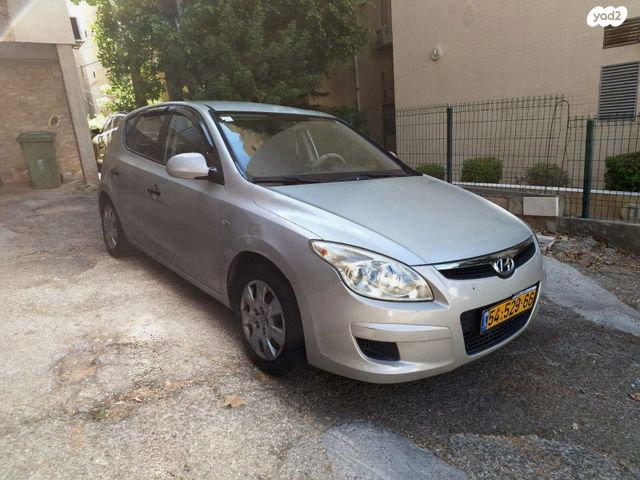 יונדאי i30