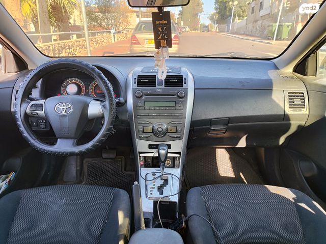 מודעת רכב טויוטה קורולה