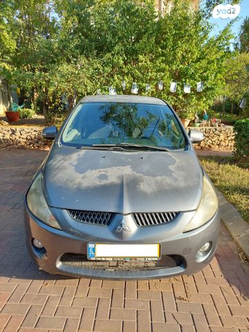 מיצובישי גרנדיס