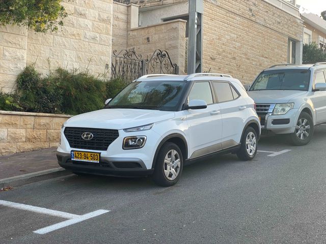 מודעת רכב יונדאי וניו