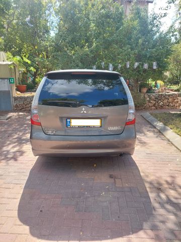 מיצובישי גרנדיס