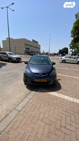 מודעת רכב מאזדה 2