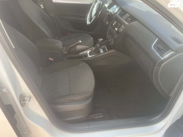 סקודה אוקטביה 