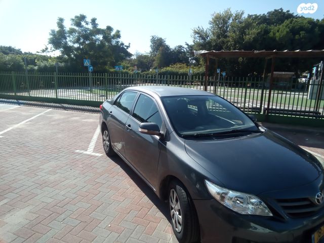 מודעת רכב טויוטה קורולה