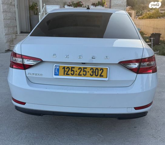 מודעת רכב סקודה סופרב