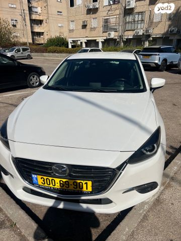 מודעת רכב מאזדה 3