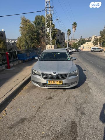 מודעת רכב סקודה סופרב