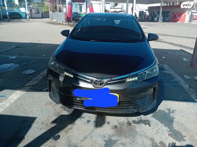 טויוטה קורולה