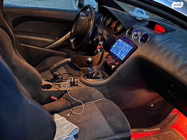 מודעת רכב פיג'ו RCZ