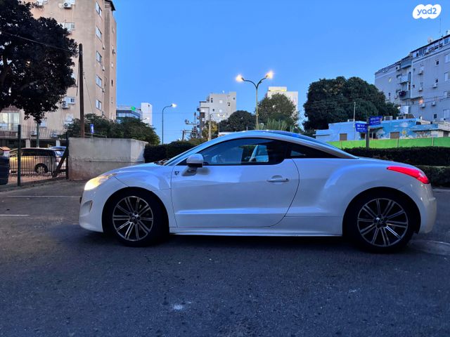 פיג'ו RCZ