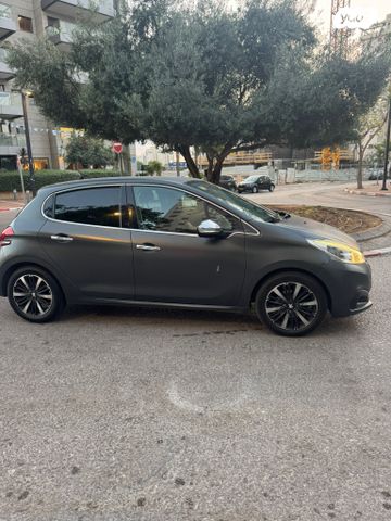 מודעת רכב פיג'ו 208