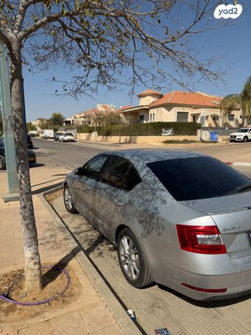 סקודה אוקטביה