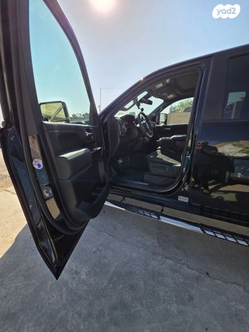 שברולט סילברדו