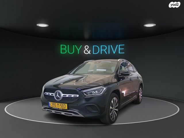 מודעת רכב מרצדס-בנץ GLA