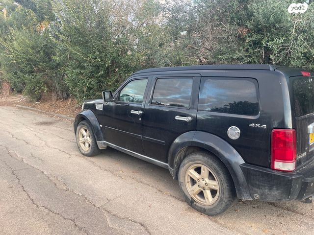 מודעת רכב דודג' ניטרו