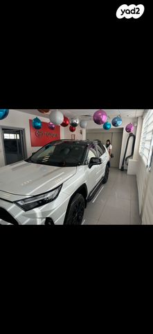 מודעת רכב טויוטה RAV4