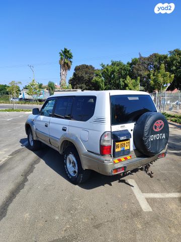 טויוטה לנד קרוזר