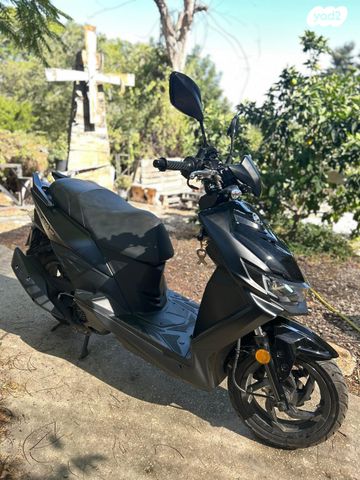 מודעת רכב סאן יאנג Jet 4 RX