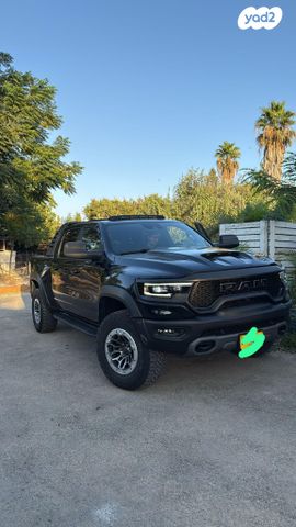 מודעת רכב דודג'