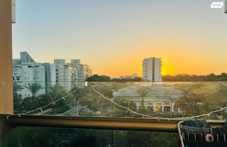 דירה, דרך דגניה 50, קרית השרון, נתניה