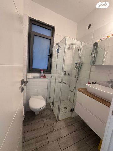 דירה, ביאליק 78, שכונת גפן, רמת גן