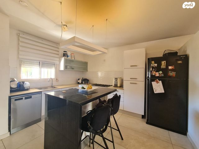 בית פרטי/ קוטג', הקמה 10, גן יבנה מערב, גן יבנה