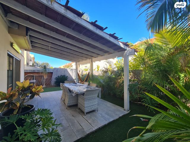 בית פרטי/ קוטג', הקמה 10, גן יבנה מערב, גן יבנה