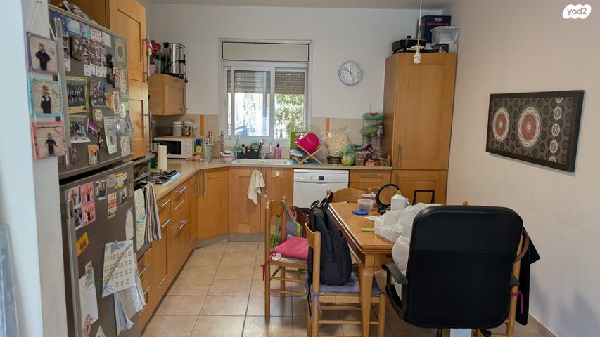 דירה, ישעיהו הנביא 8, הנביאים, מודיעין מכבים רעות